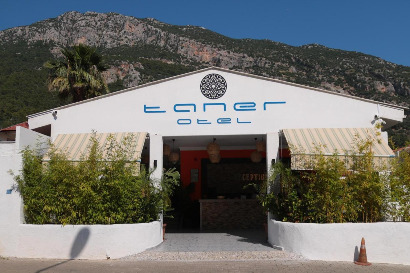 Taner Hotel 3*