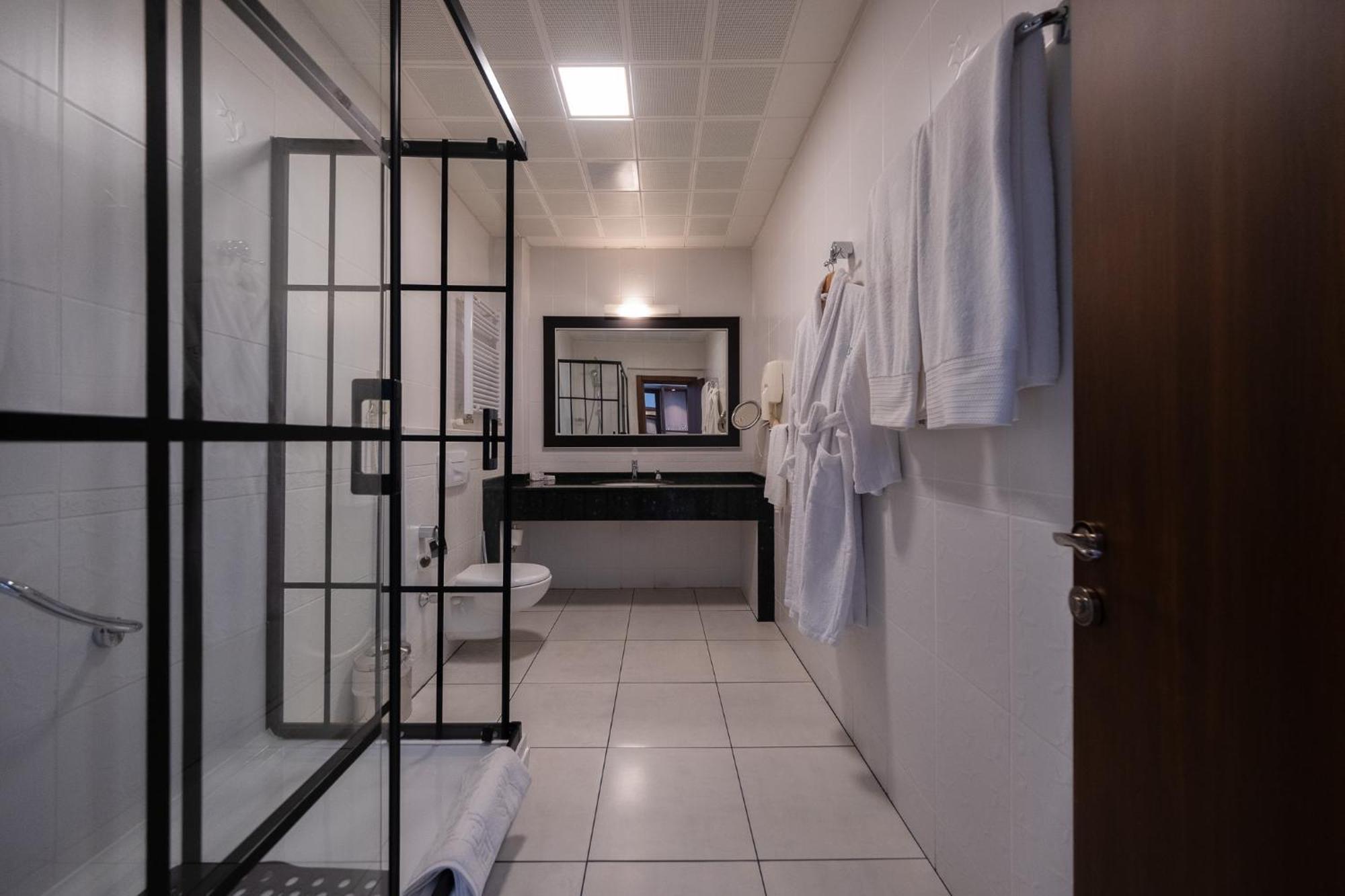 Iris & Hotel Canakkale