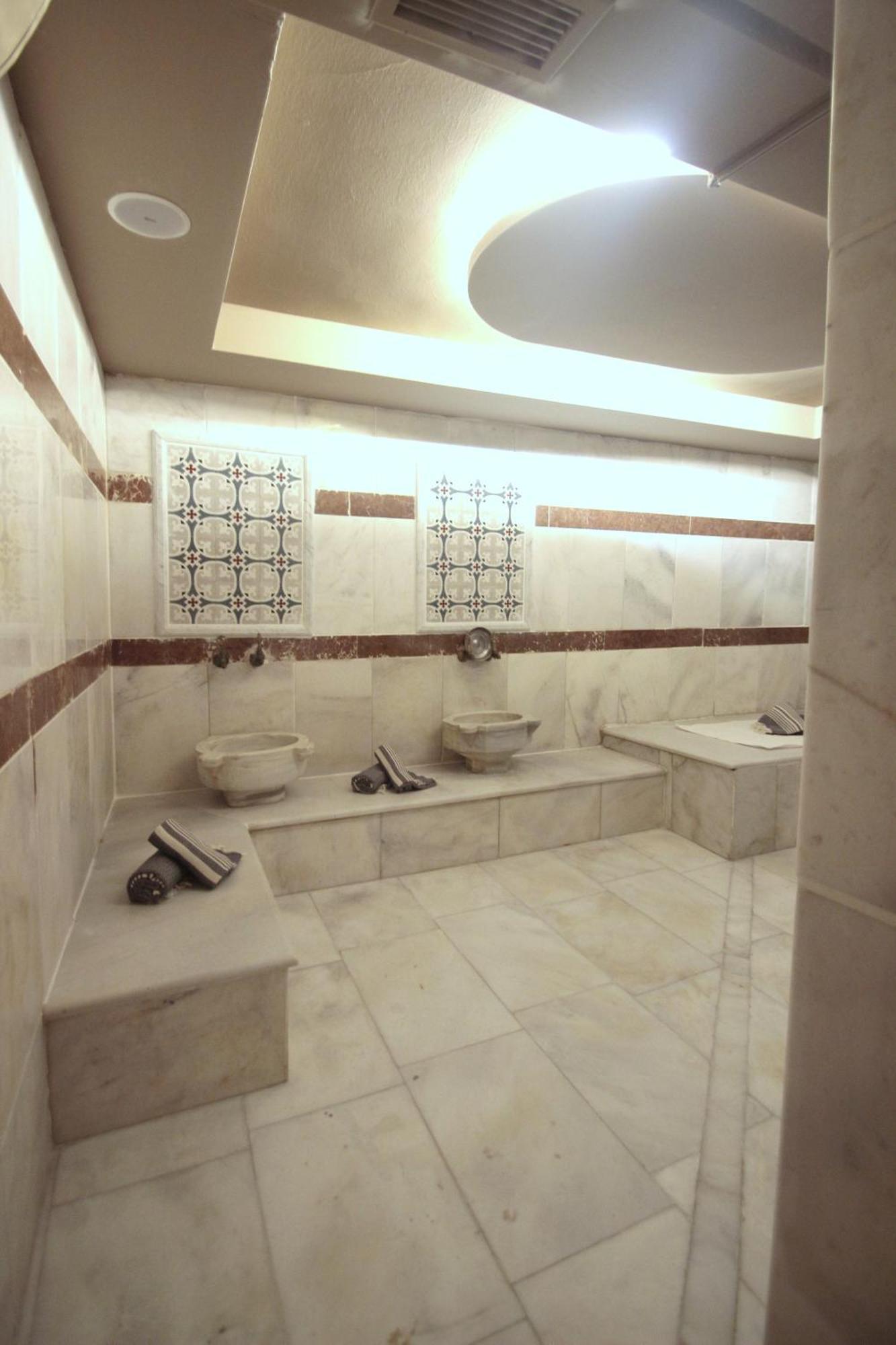 Bed & Breakfast Fuat Bey Palace &