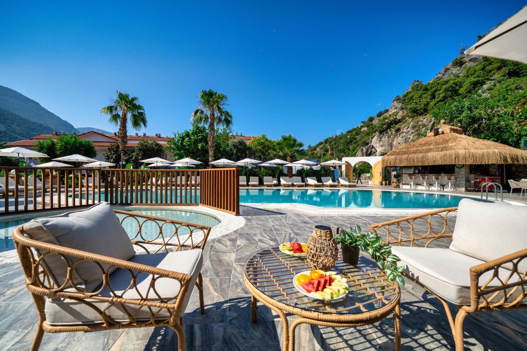 Hotel Ata Lagoon 3*
