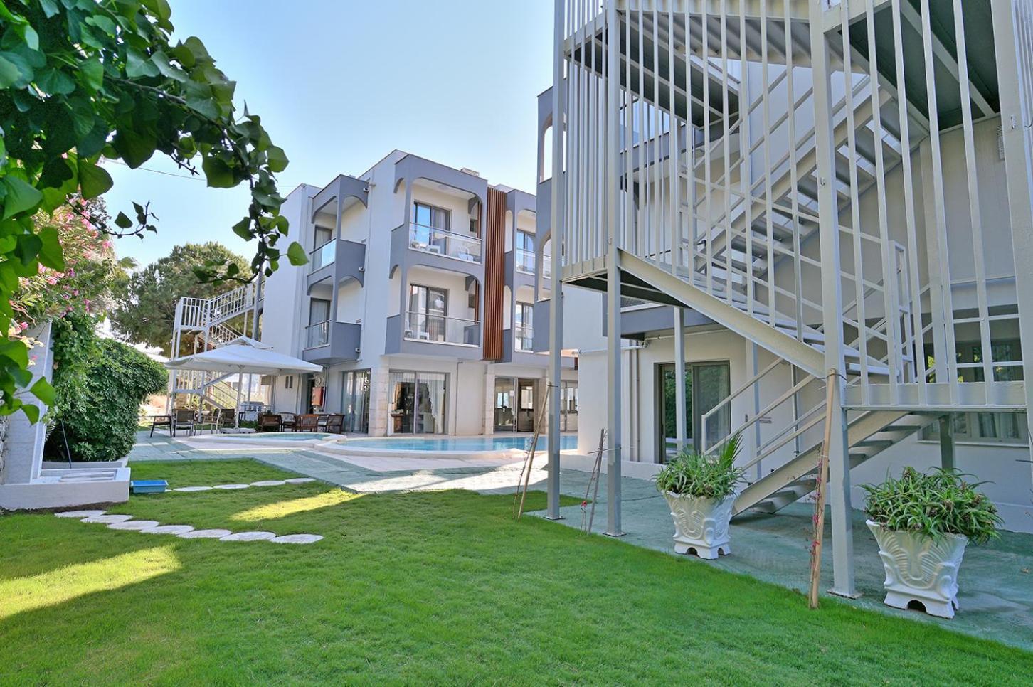 Hotel Calis 3*