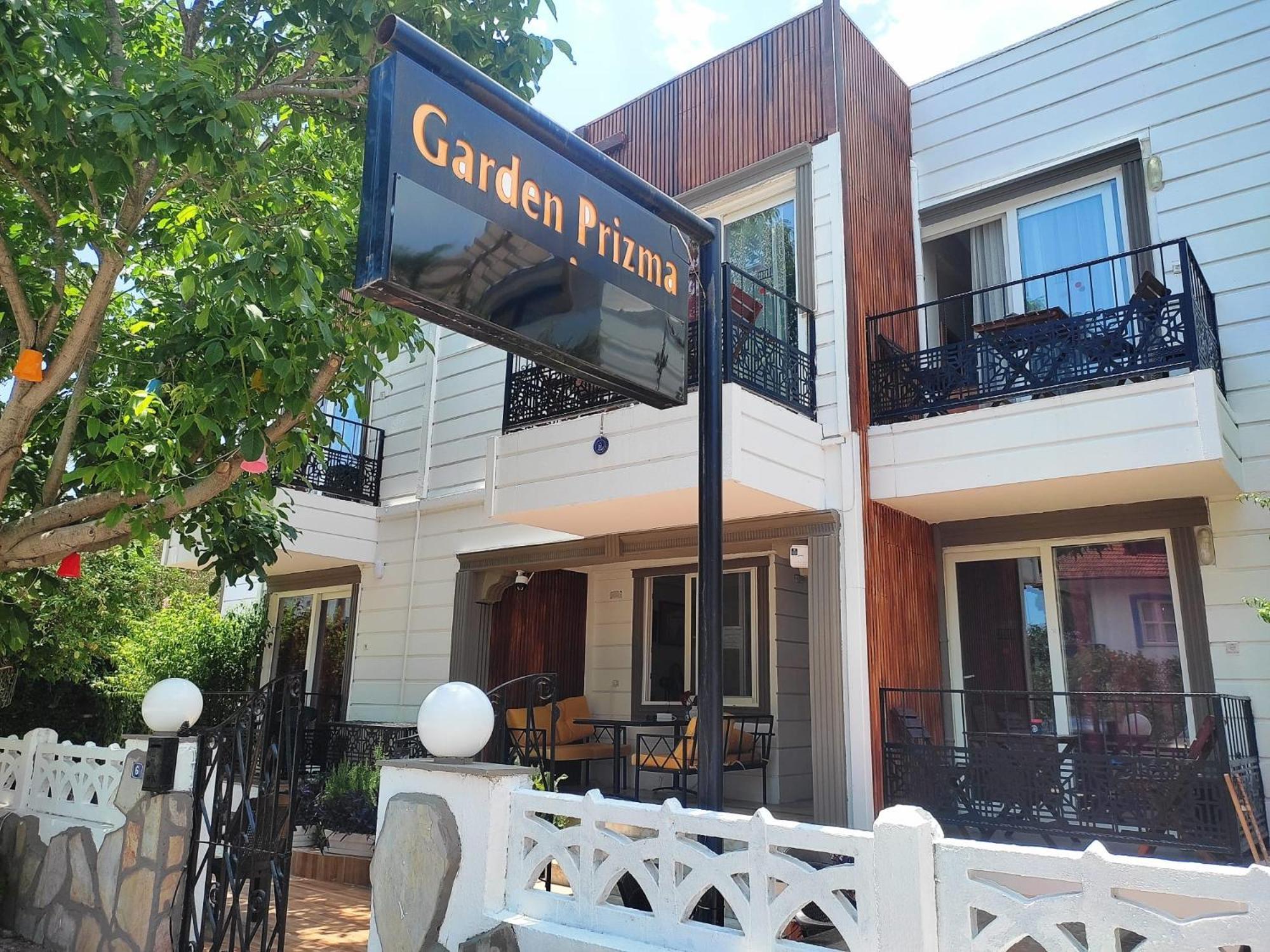 Garden Prizma Rooms&aparts