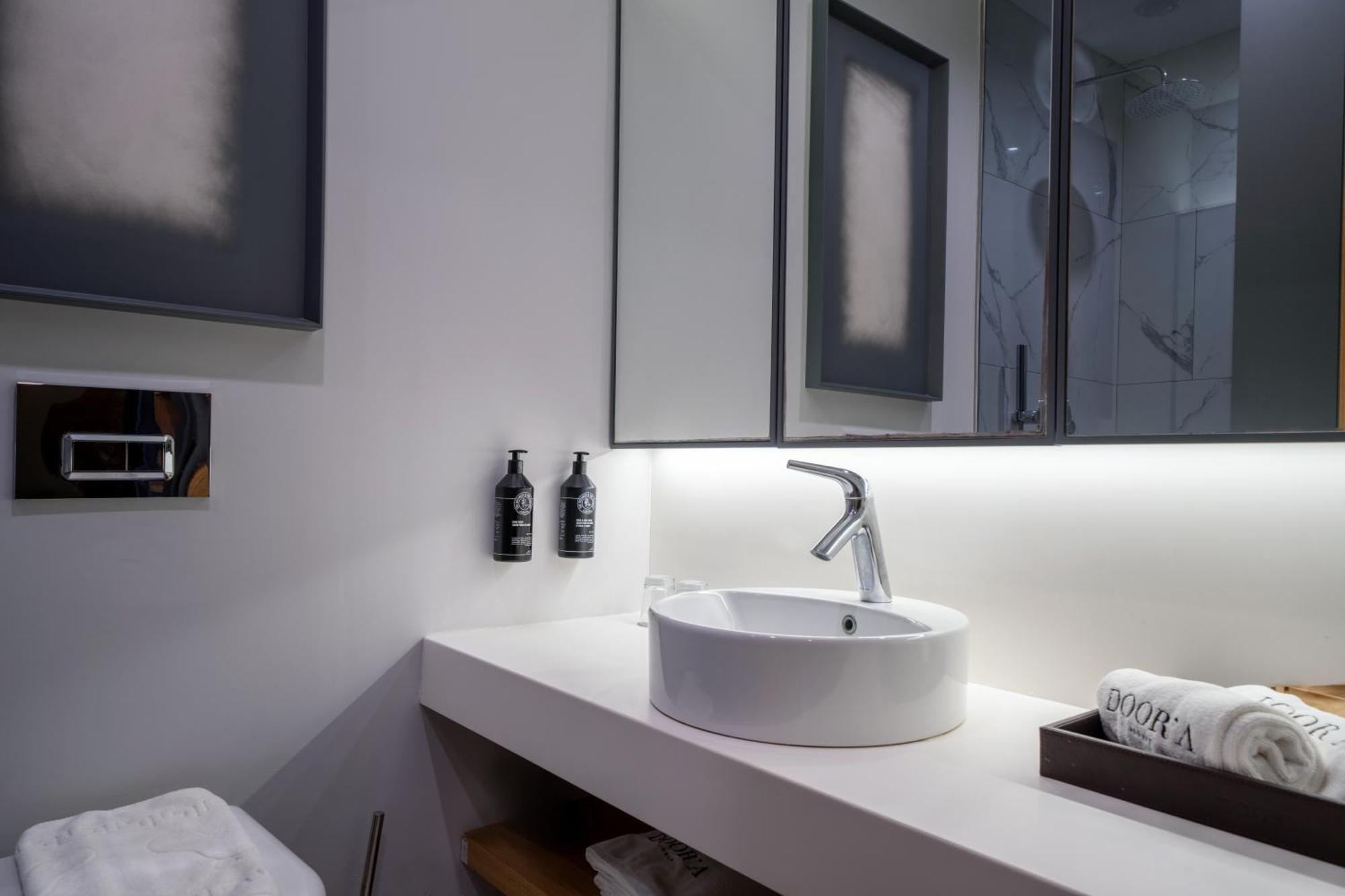 Hotel The Norm Collection Door'a Bodrum