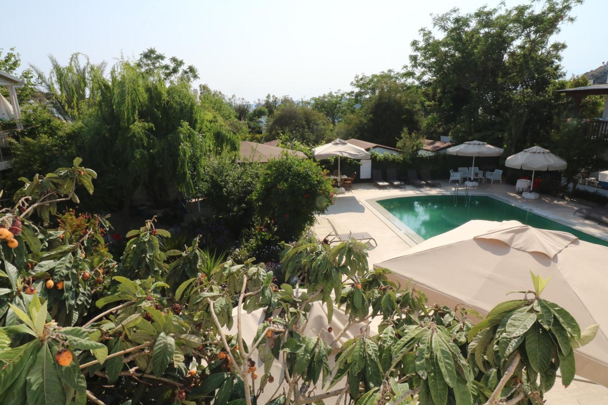 Paradise Garden Gumusluk