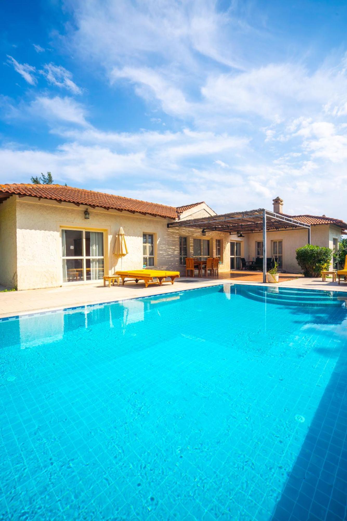 Cedrus Villa