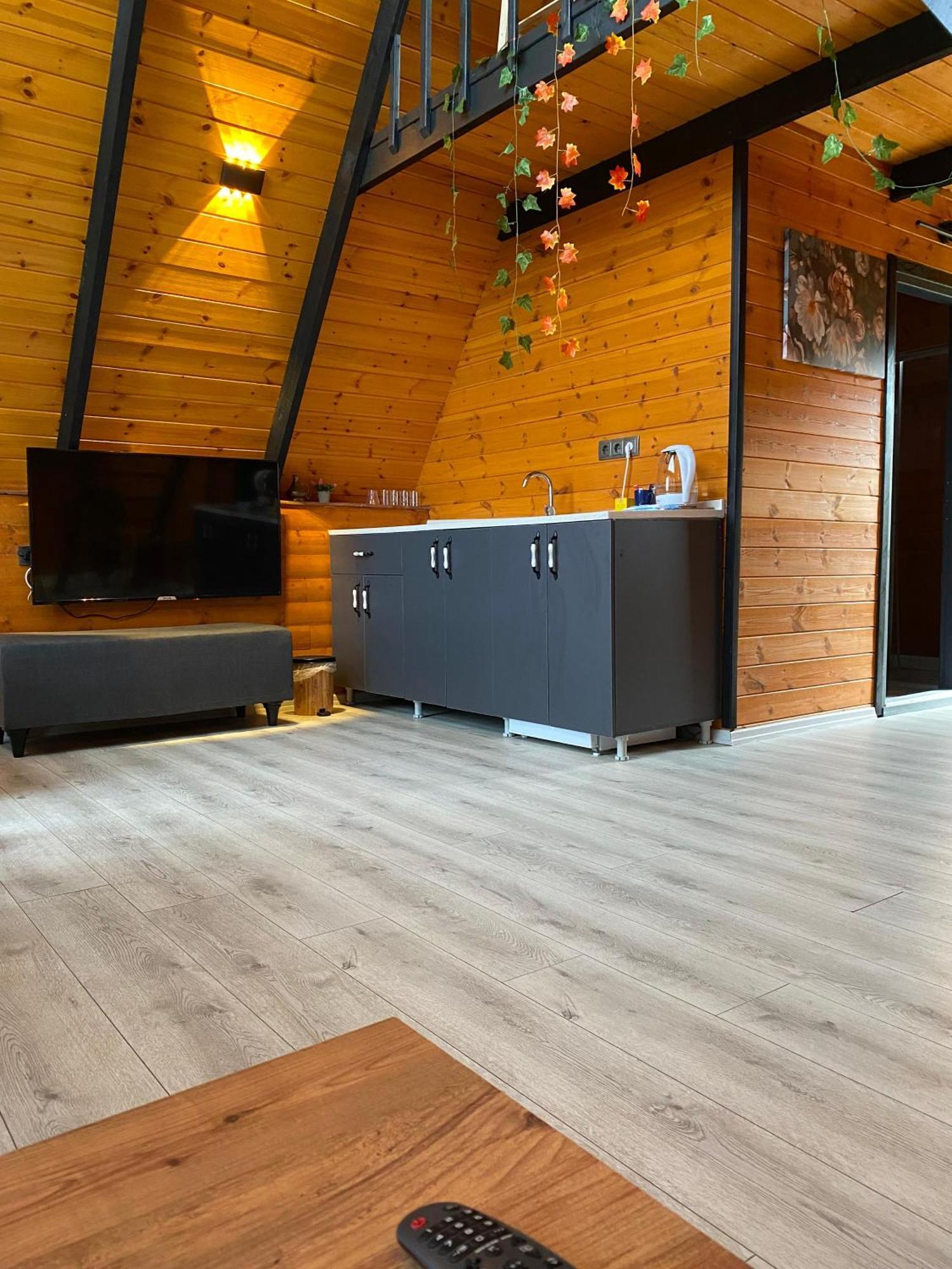 Chalet Mira *
