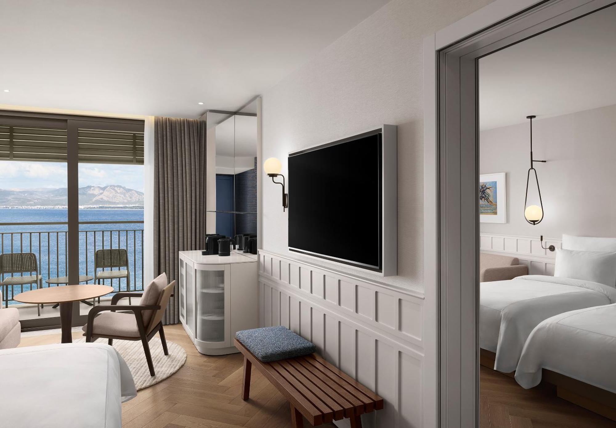 Akra Antalya 5*