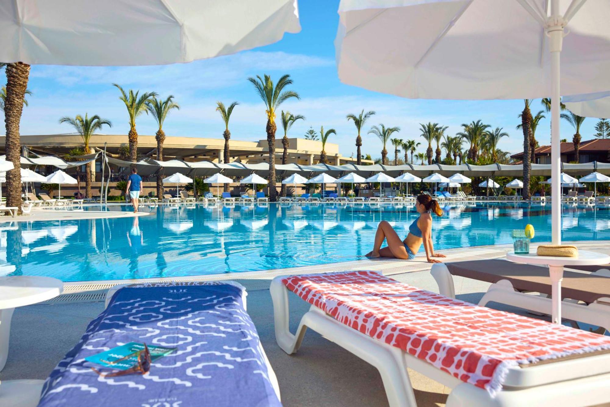 Tui Blue Palm Garden 4* Side