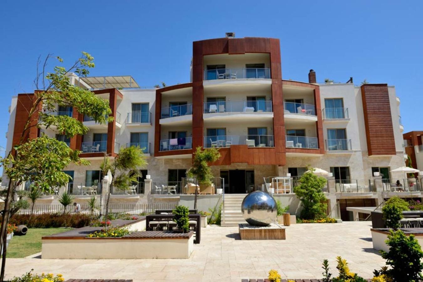 Sundance Hotel 4*