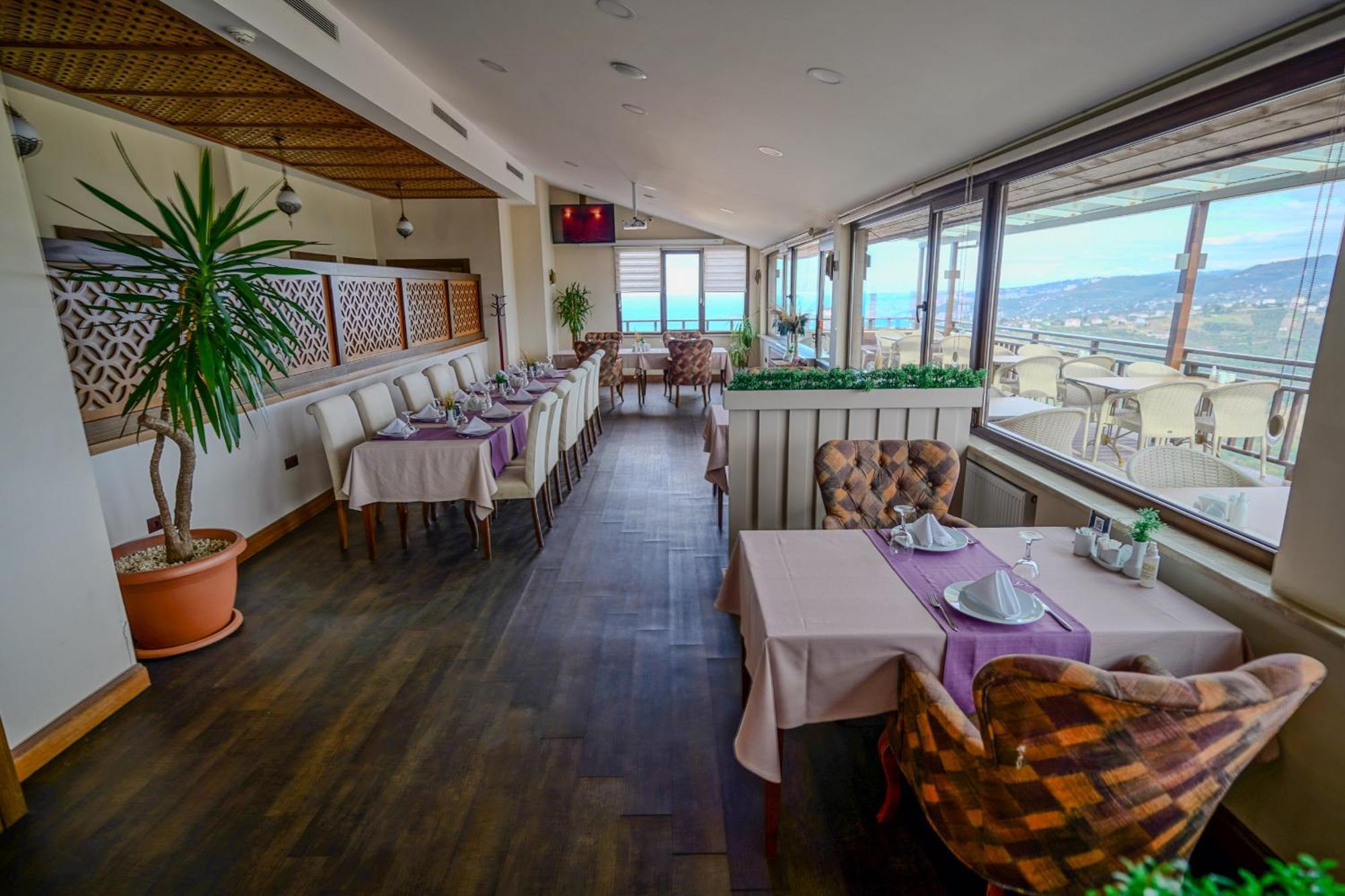 Hotel Sera & Aparts 4*