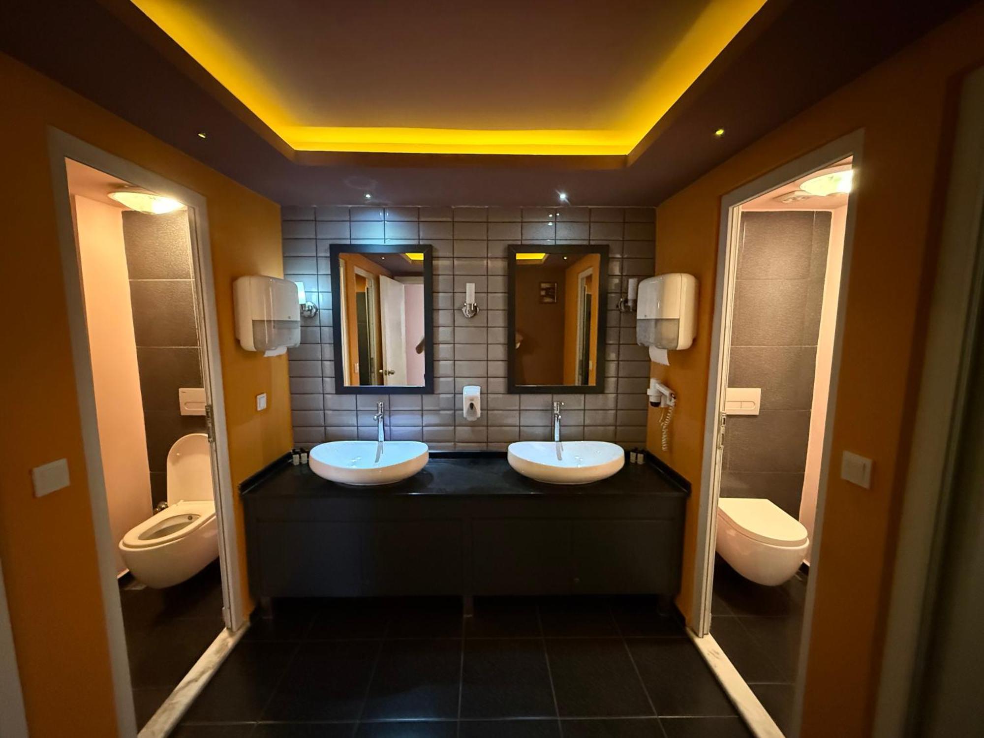 Sakura Hostel