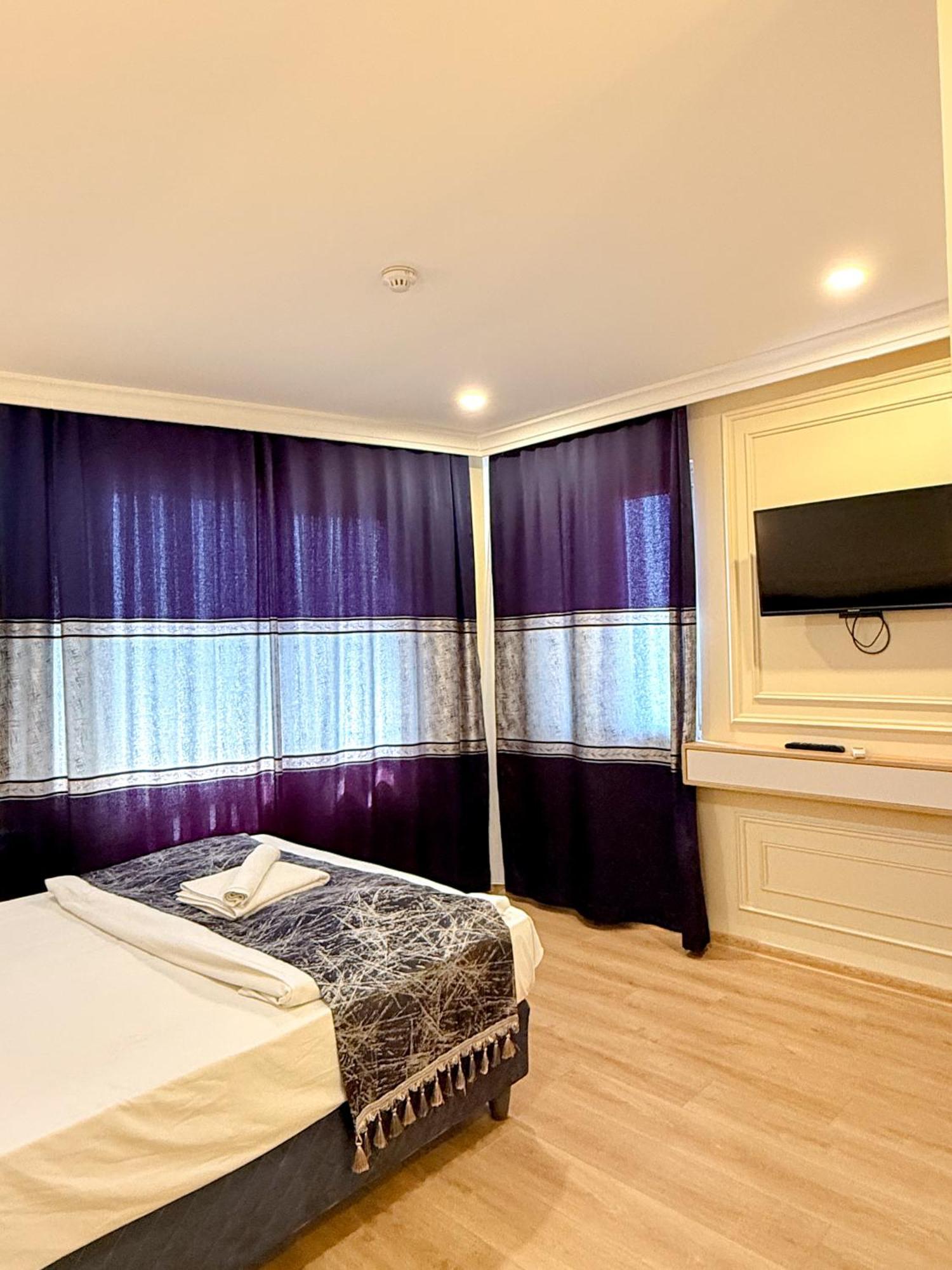 The Reina Hotel Istanbul