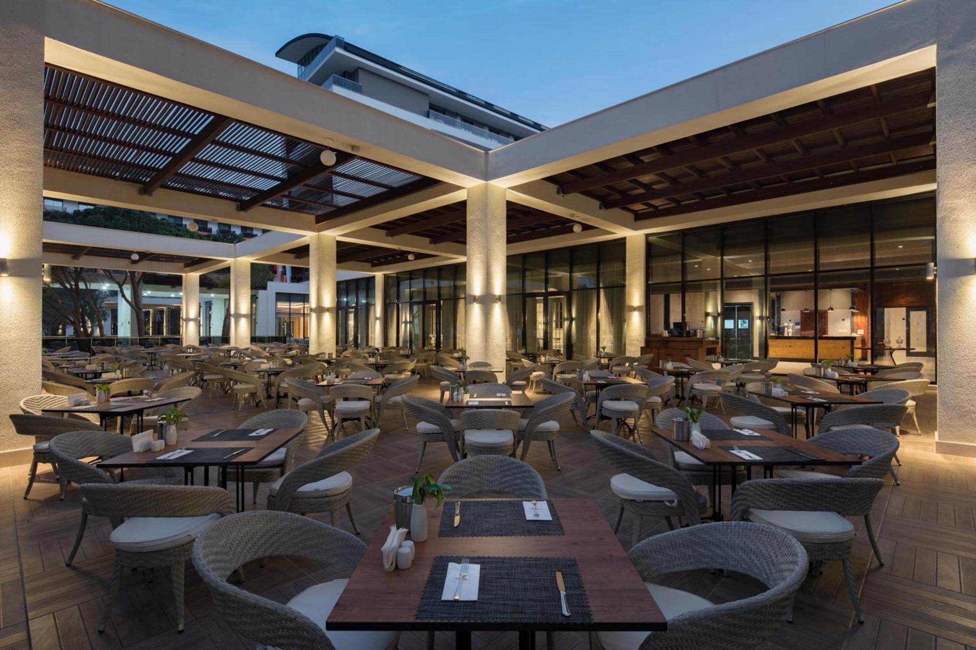Trendy Lara Hotel