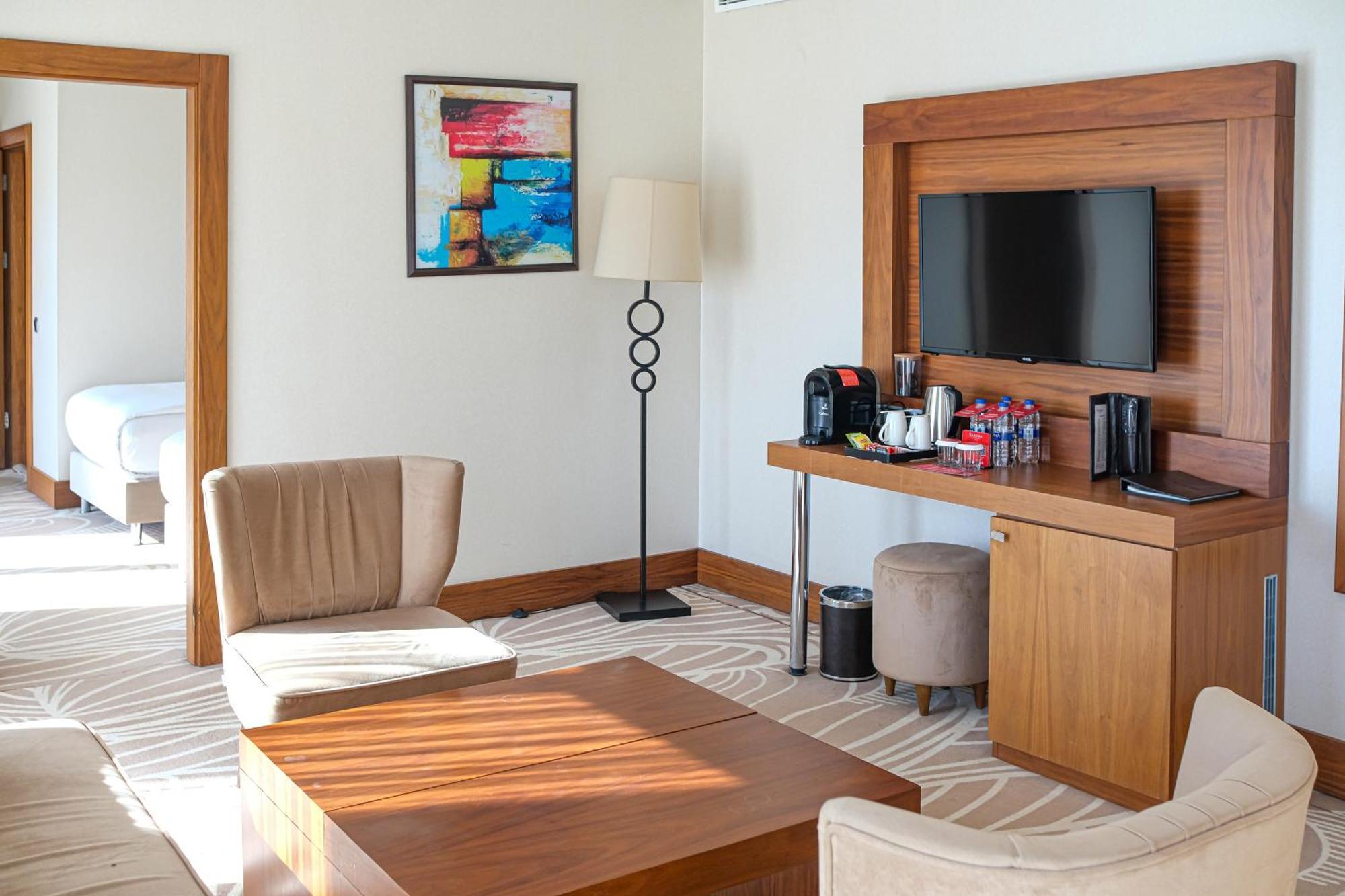 Ramada By Wyndham