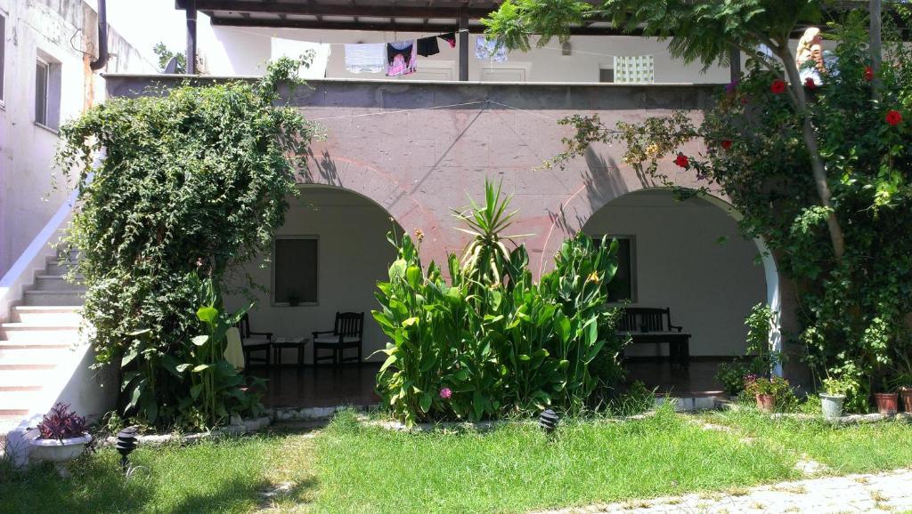 Eda Guest house 3*