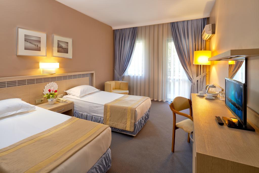 Pam Thermal Clinic & 5*