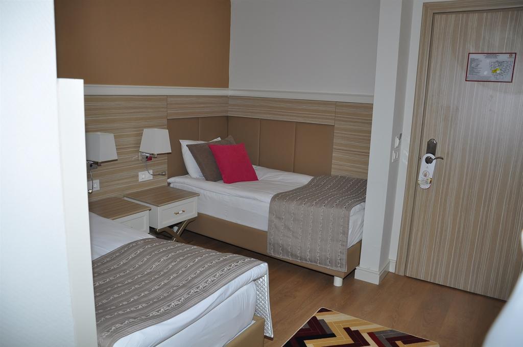 Delphin Deluxe 5* Okurcalar