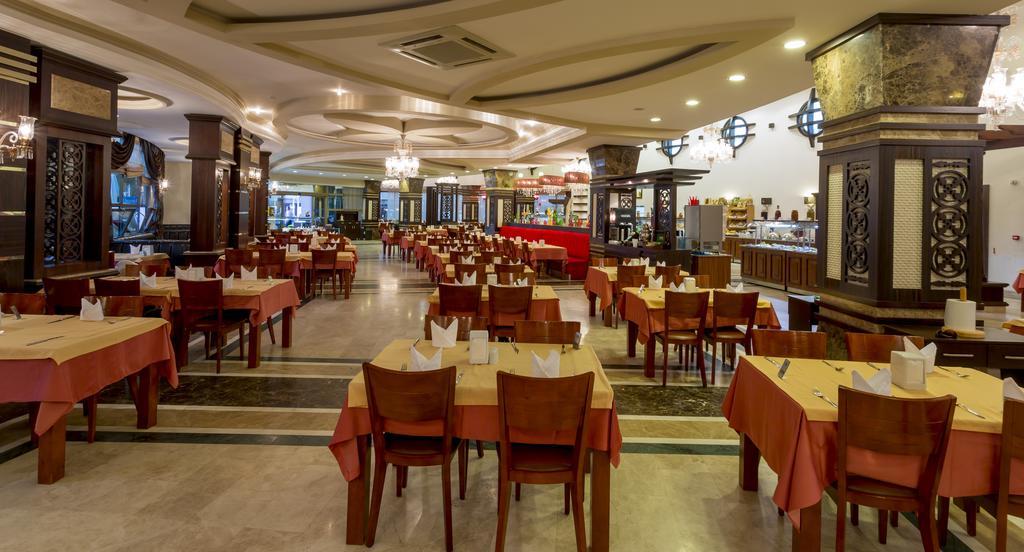 Resort Club Dem & 4*