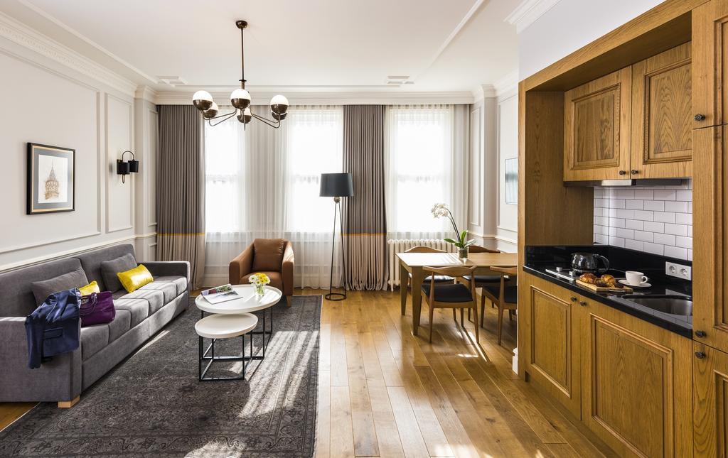 Nevv Bosphorus & 3*