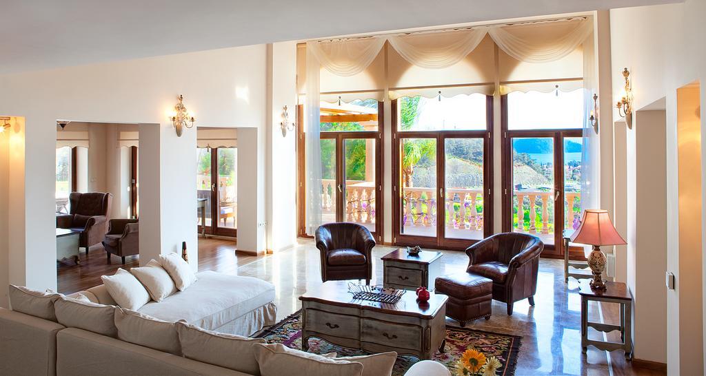 Villa Vista *