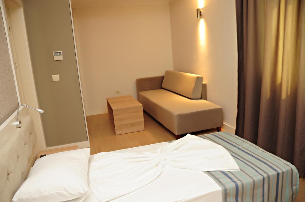 Orfeus Queen 4* Colakli