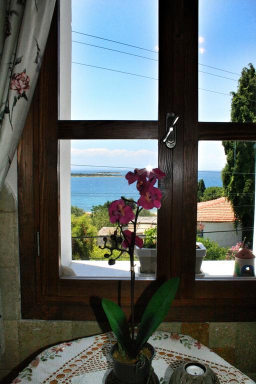 Herakles Bed & Breakfast Cesme