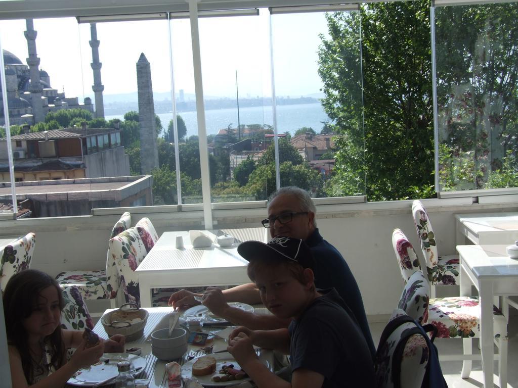 Hotel Artemis Old 3*