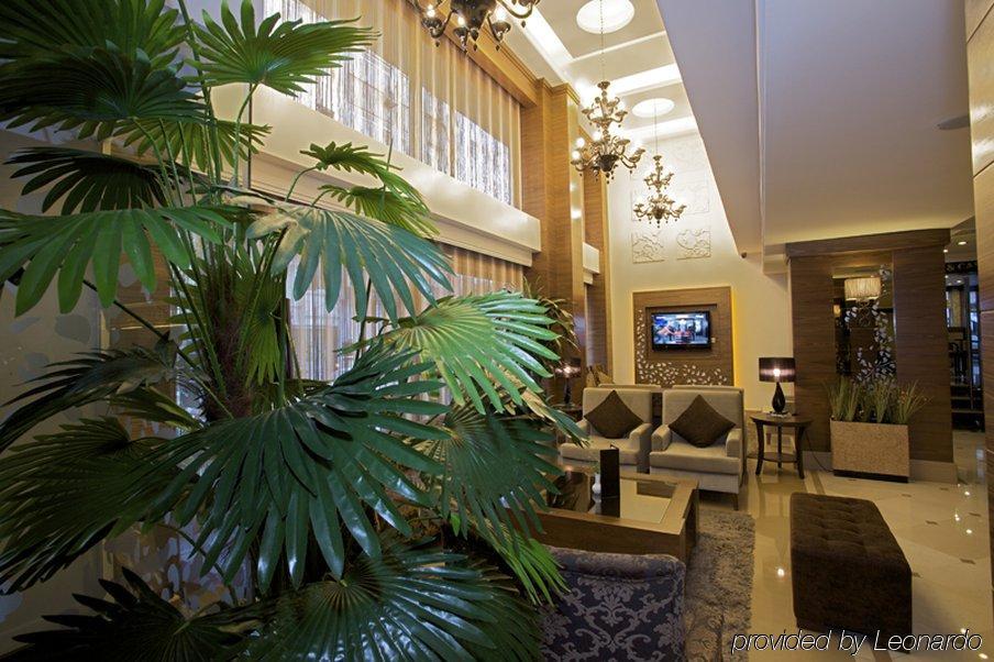 Mirilayon - Old Town Hotel 4*