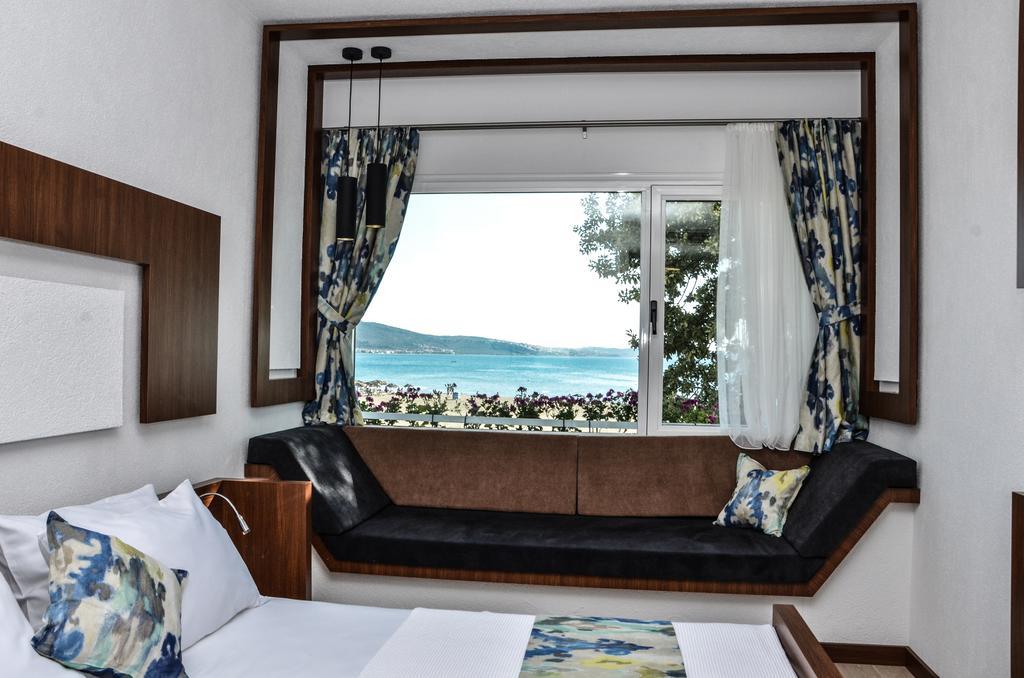 Karakas Hotel 2*