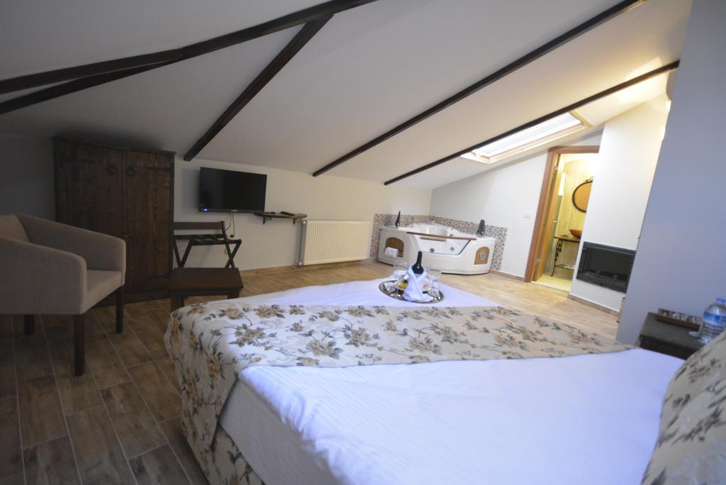 Beyaz Hotel
