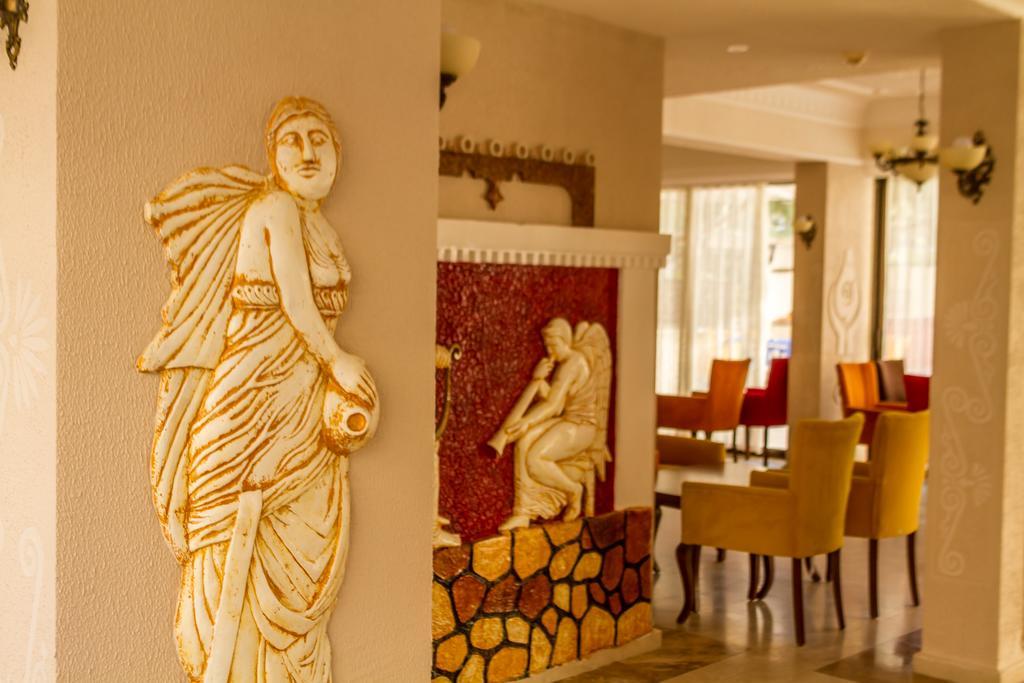 Hotel Letoon 3*