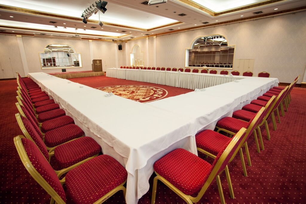 Ege Palas Hotel 4*