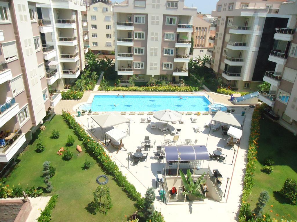 Apartment Roza *
