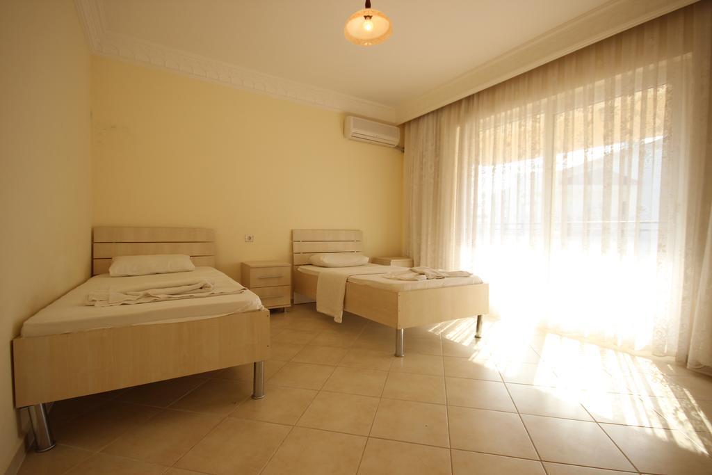 Royal Residences Aparthotel