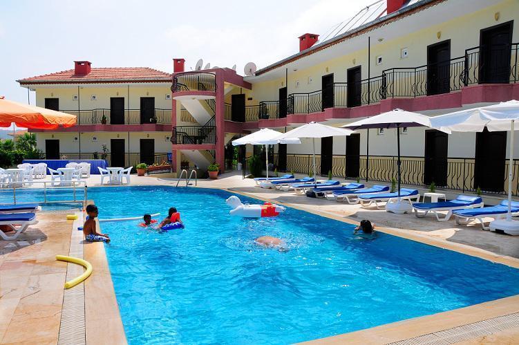 Palmeras Hotel 2*