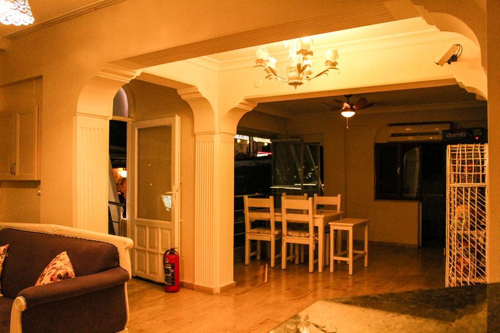 Terrace 3*