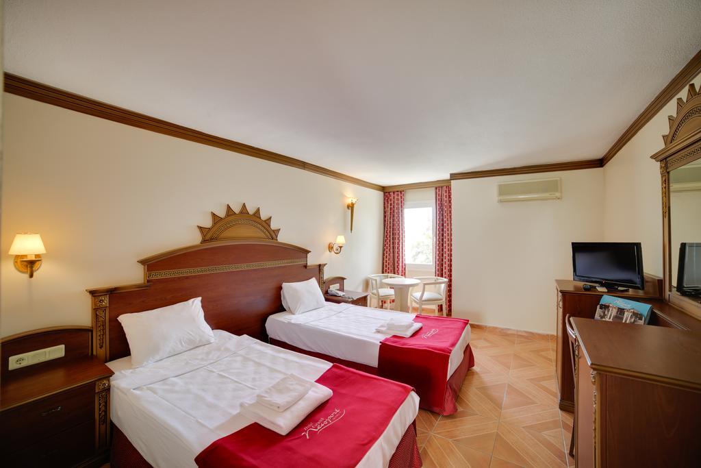 Grand Newport 4*