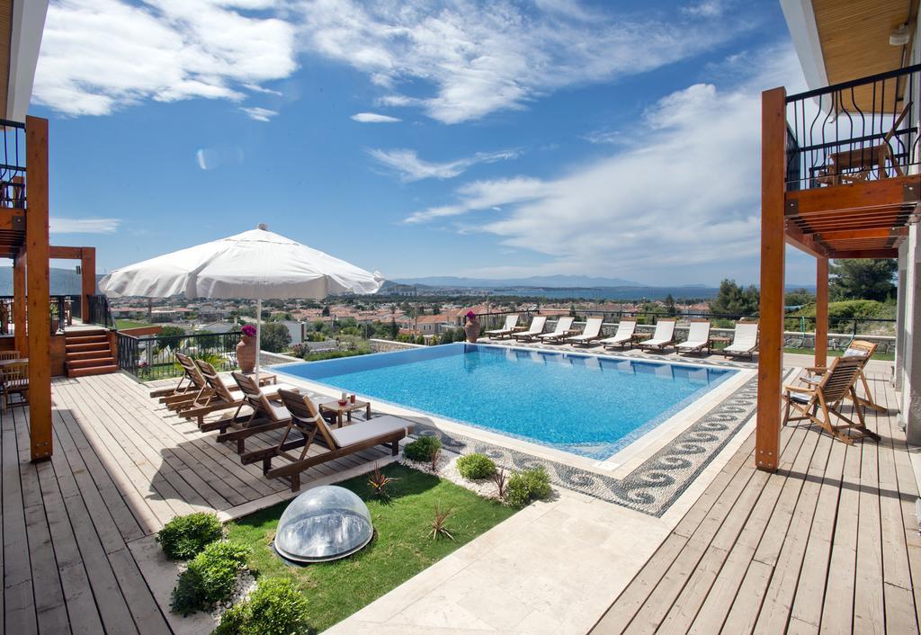 Villarenk Hotel