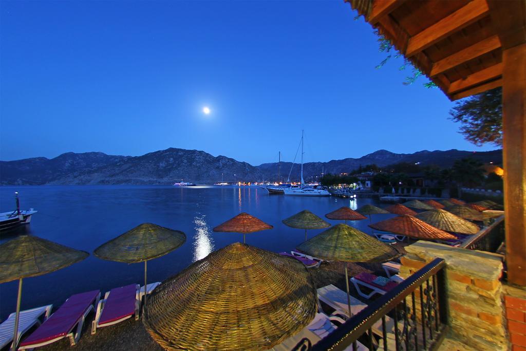 Kiyi Hotel *