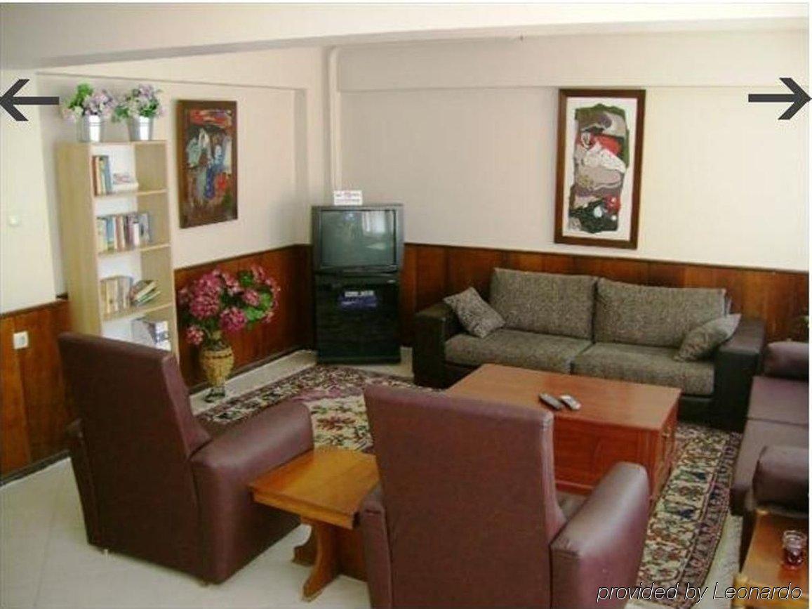Ekin Hotel 2*
