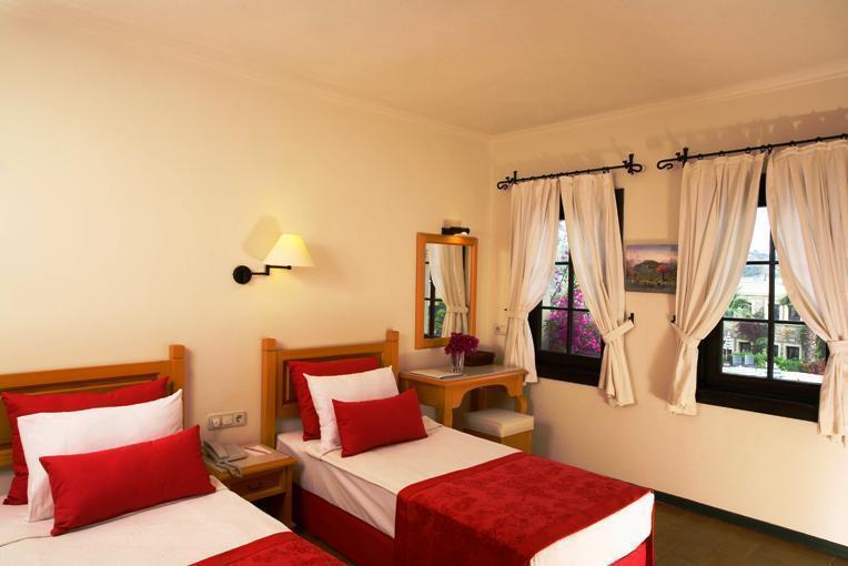 Zeytinada 4*