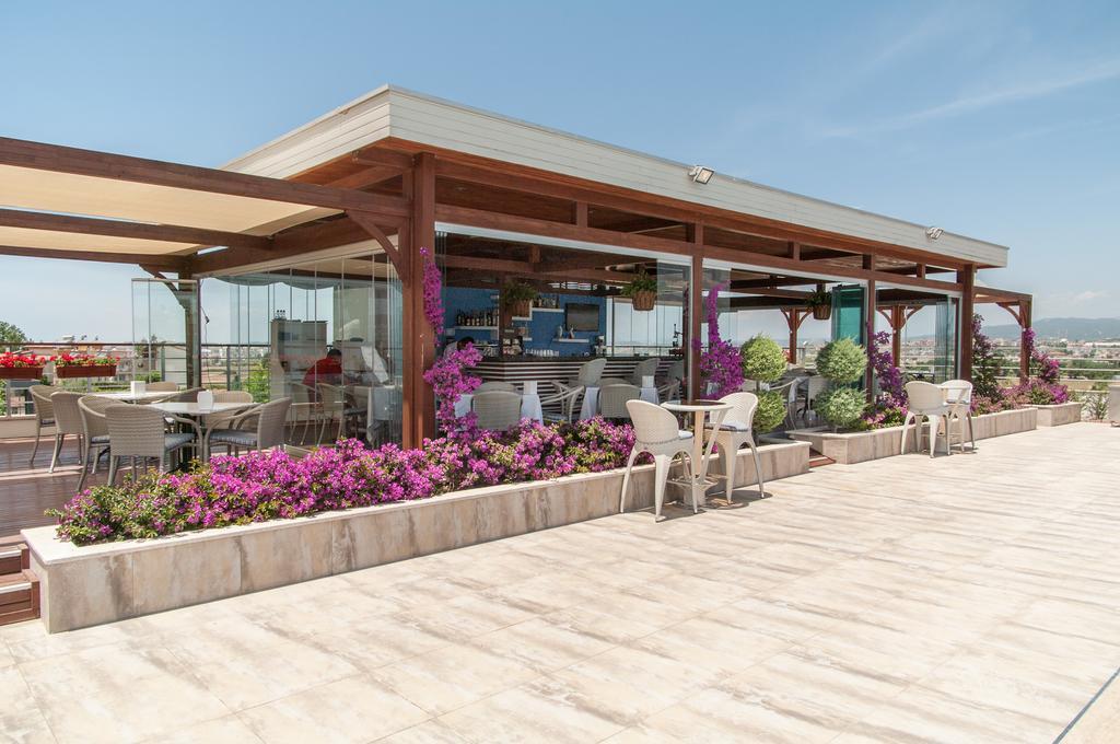 Babylon Beach 2 *