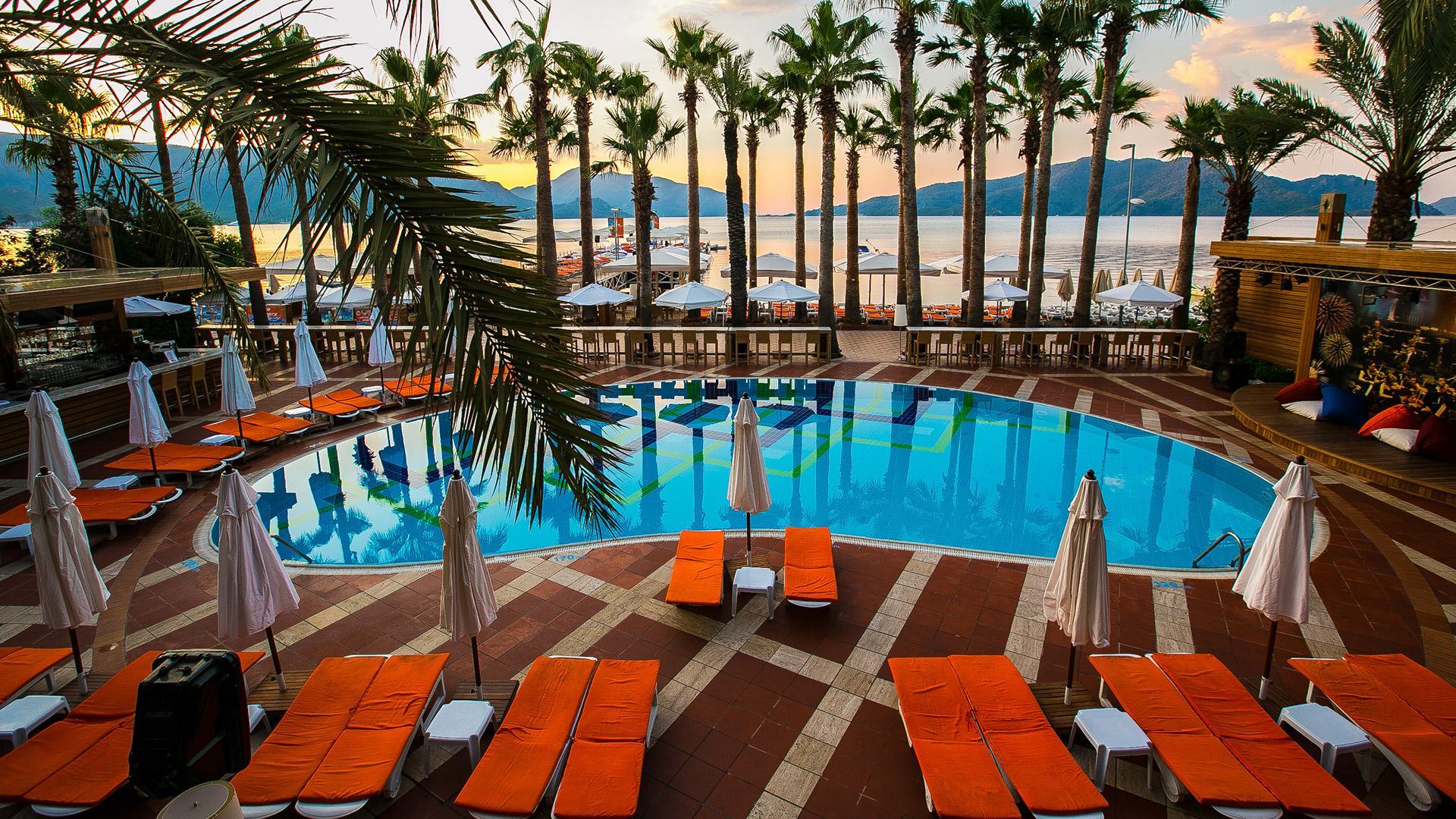 Elegance International Marmaris