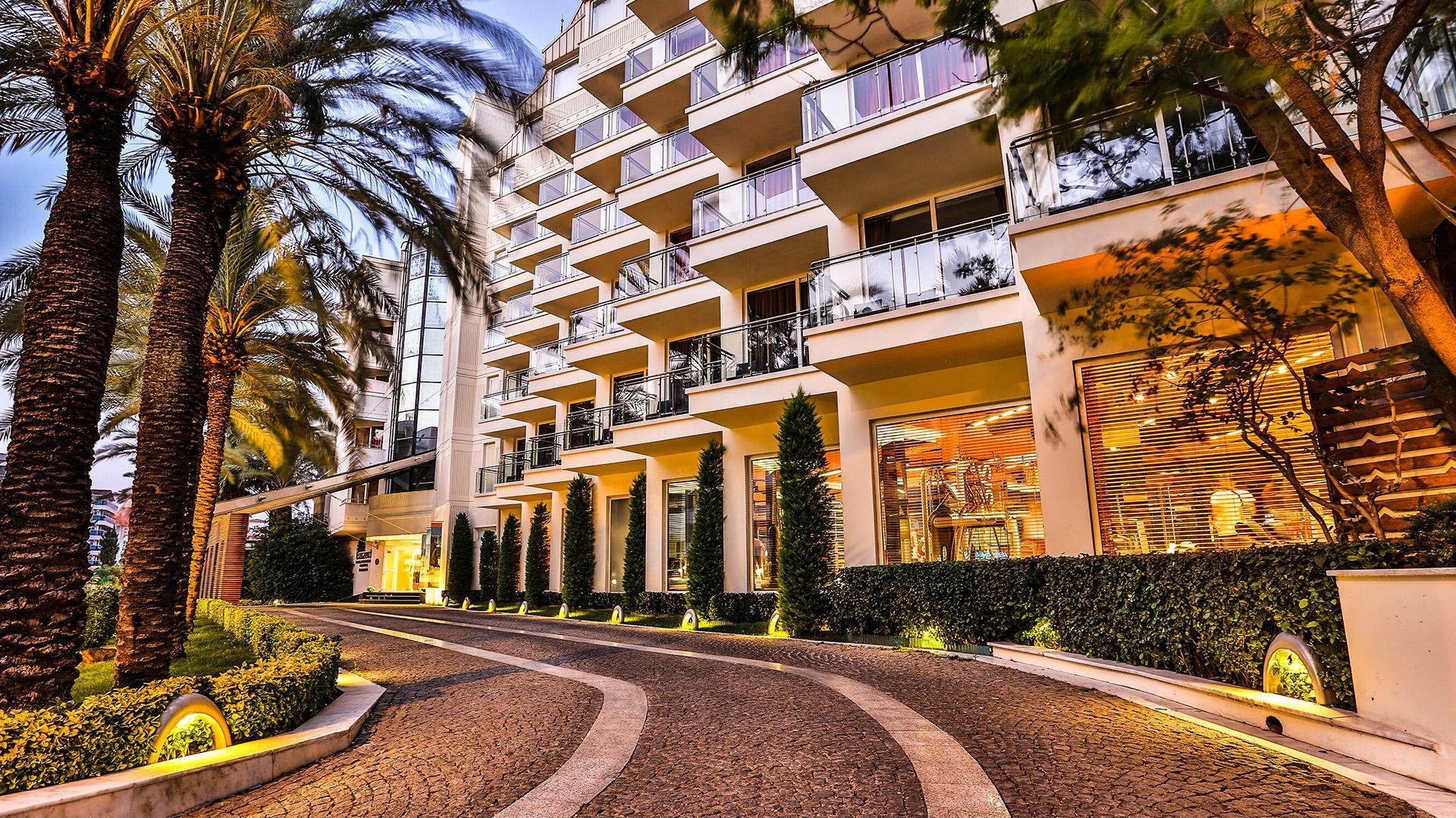 Elegance International Marmaris