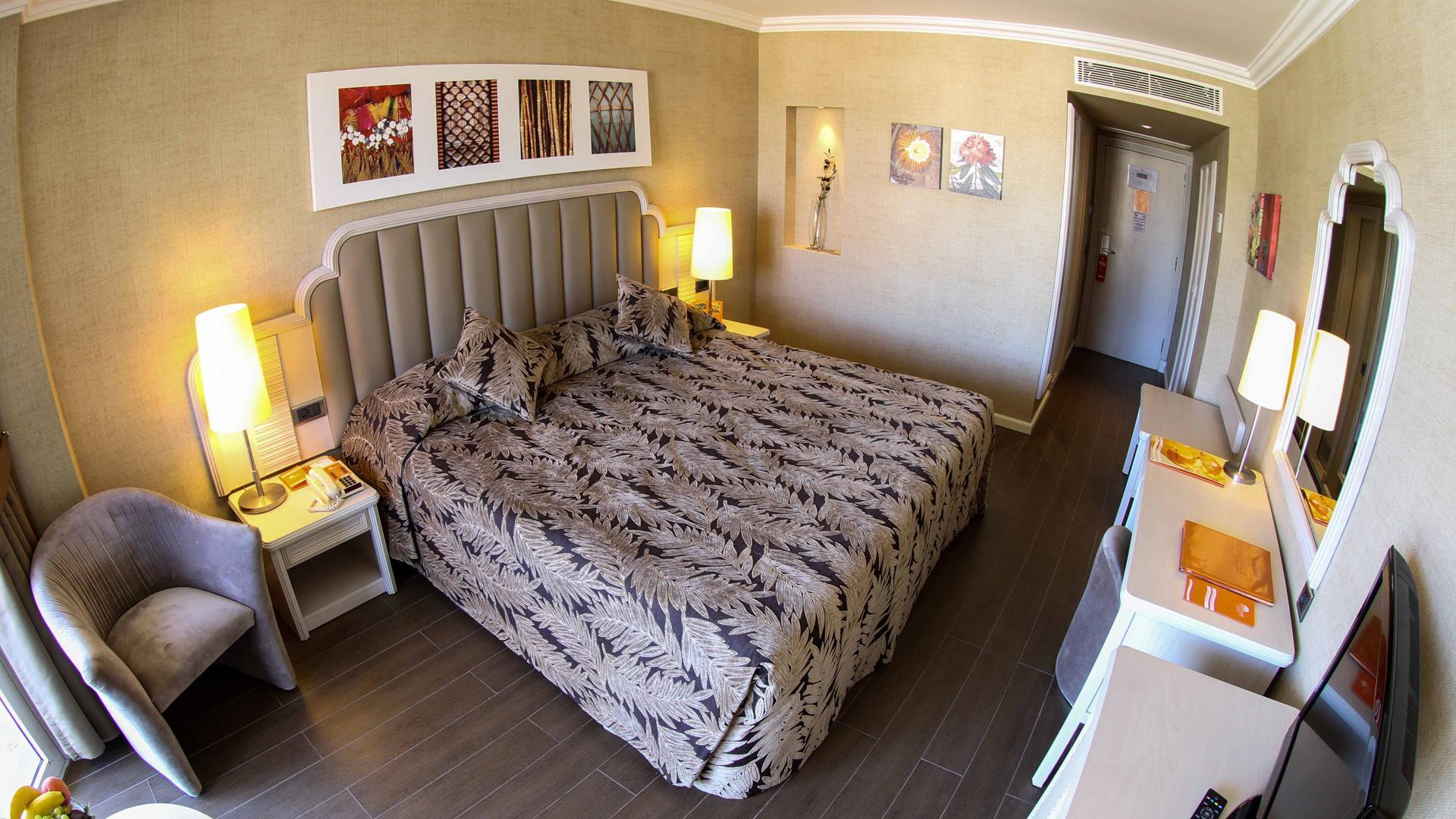 Hotel Elegance International