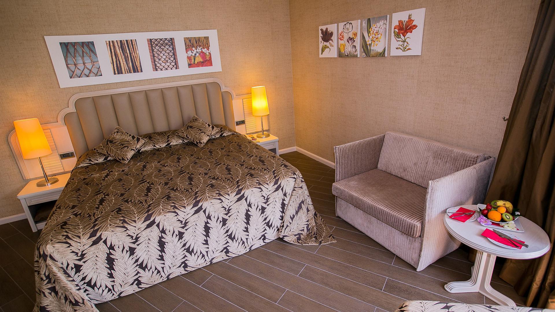 Hotel Elegance International