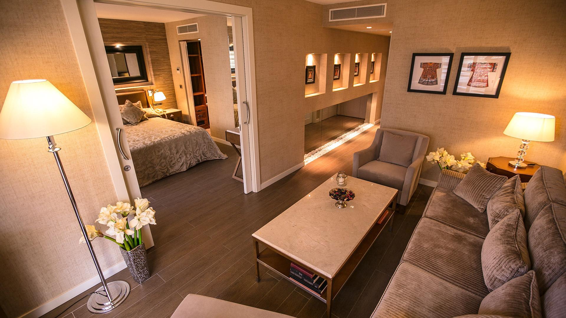 Hotel Elegance International