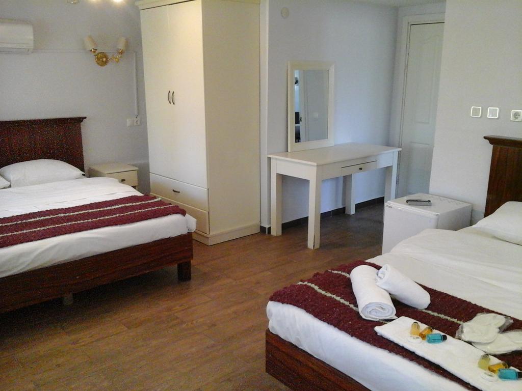 Bed & Breakfast Vira Creek House 3*