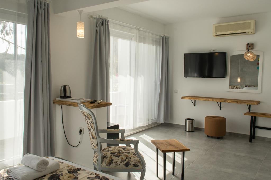 Hotel Pataros Hotel 2*