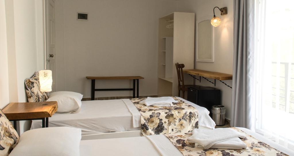 Pataros Hotel